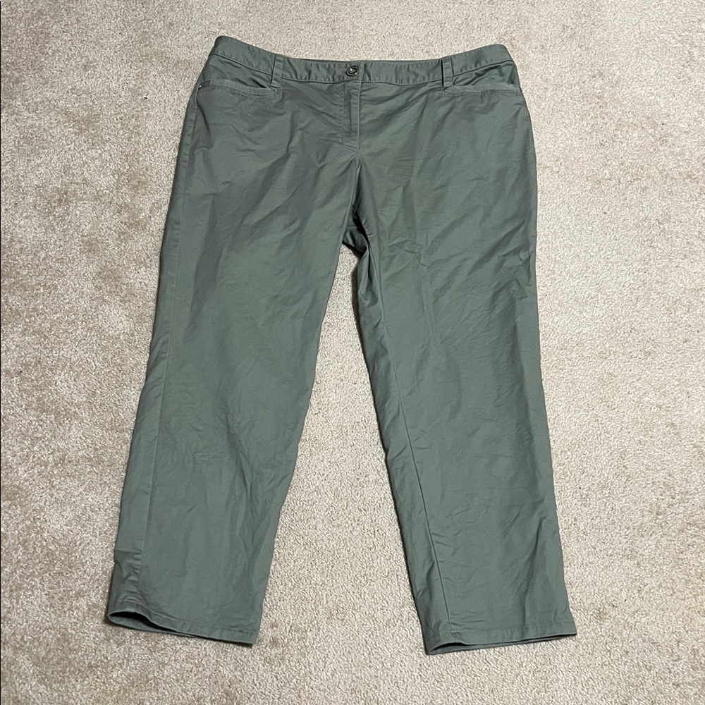 White House Black Maker Classic Crop Chinos in Slate Green